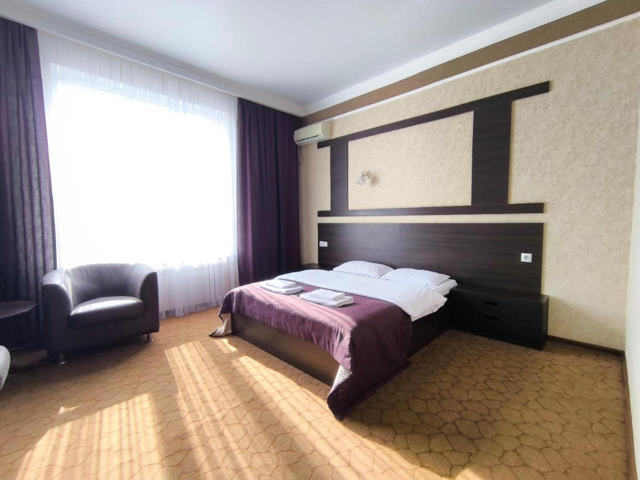 Pride Hotel ทาราซ ภายนอก รูปภาพ