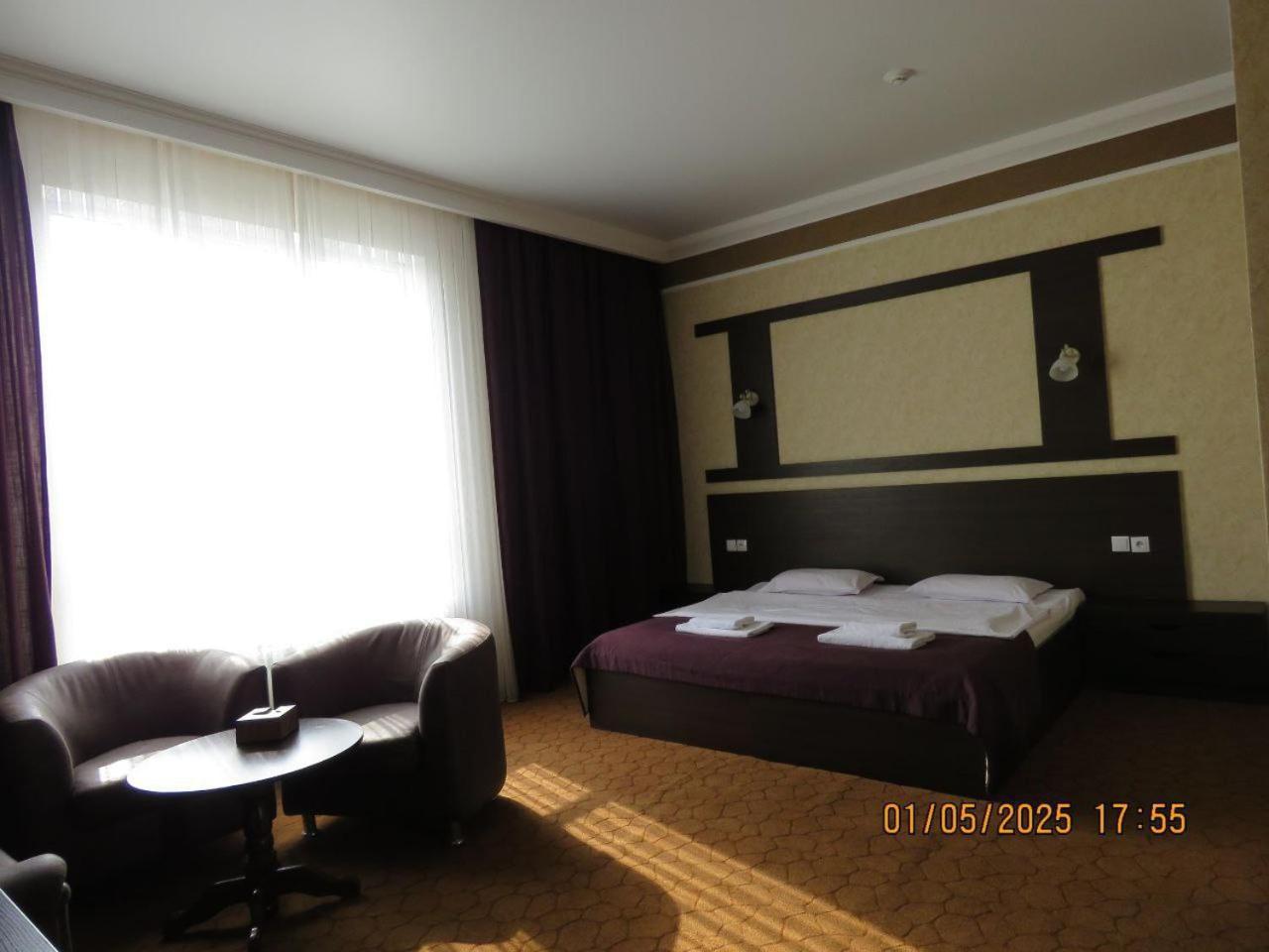 Pride Hotel ทาราซ ภายนอก รูปภาพ