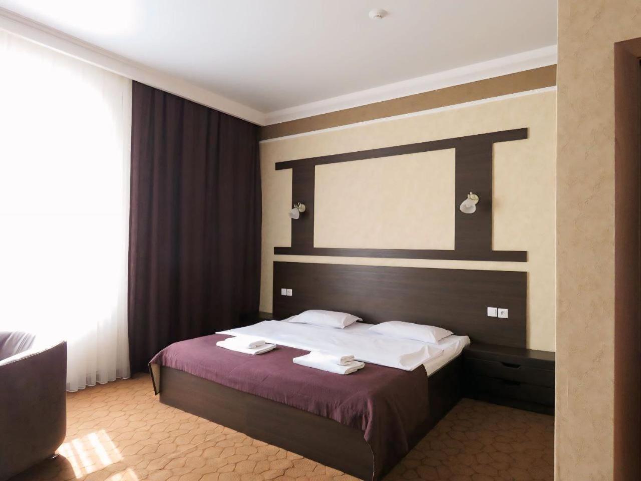 Pride Hotel ทาราซ ภายนอก รูปภาพ