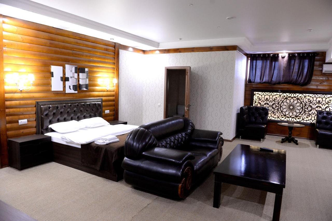 Pride Hotel ทาราซ ภายนอก รูปภาพ