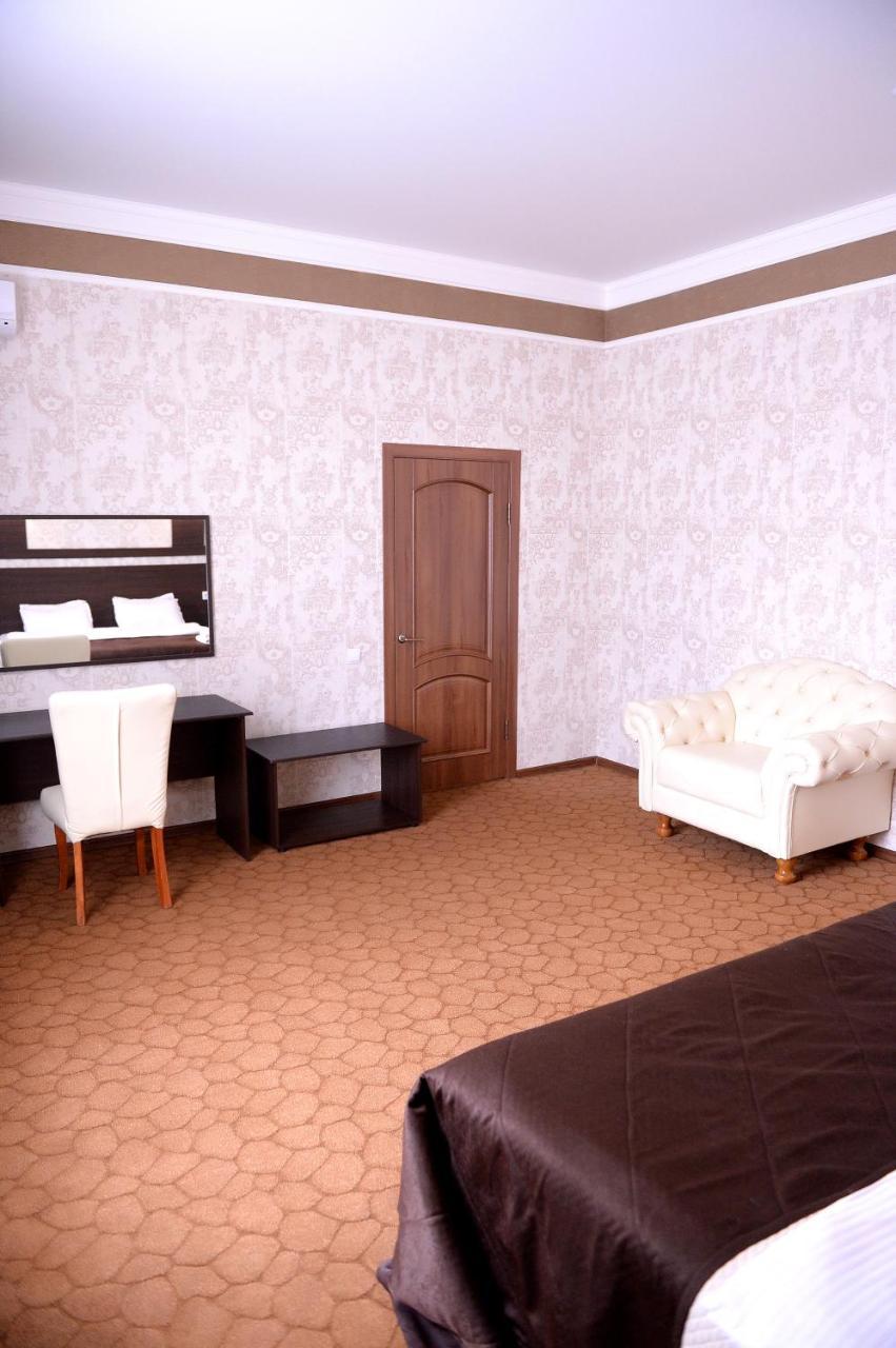 Pride Hotel ทาราซ ภายนอก รูปภาพ